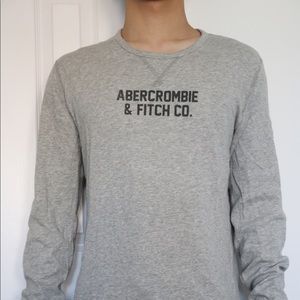 Like-new Long-sleeve Abercrombie & Finch Sweatshirt